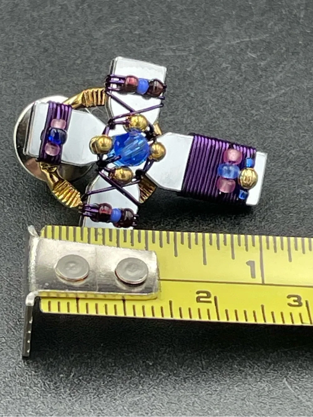 2002 Liztech Celtic Cross Pin Brooch Mixed Metal Beaded